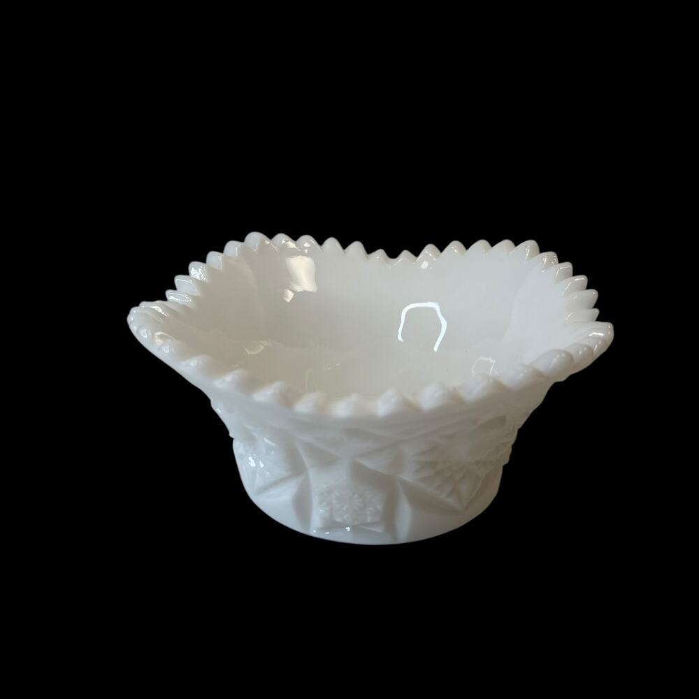 Vintage Milk Glass Candy/Trinket Dish Hobstars Starburst Pattern